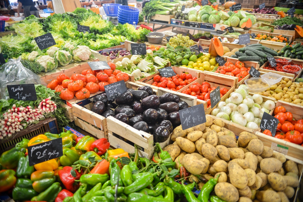 Various plant foods that are good for you. Various plant foods that are good for you.